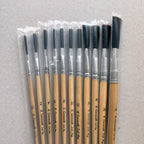 Pincel Corto y Chato